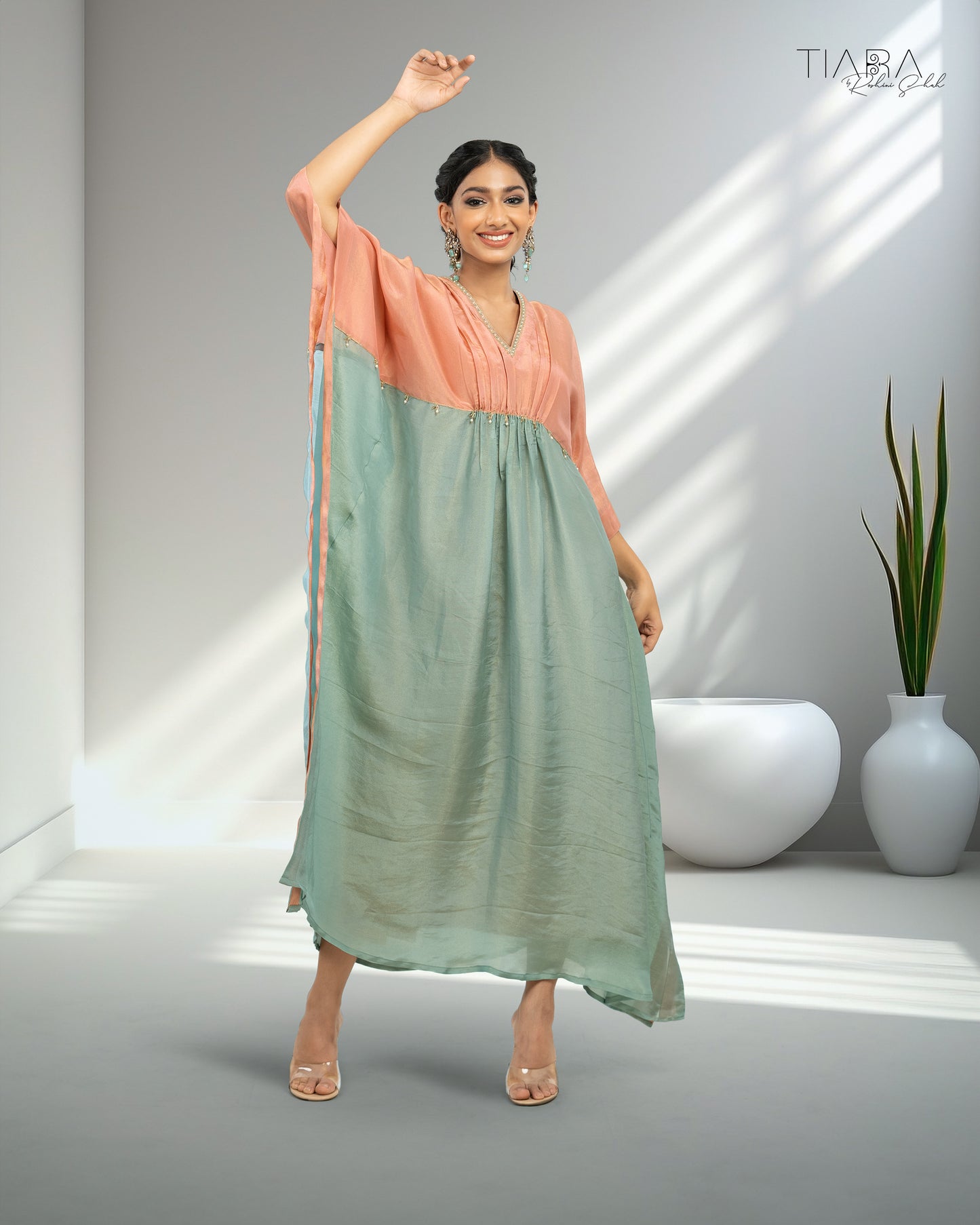 Kaari - Kaftan (Pink & Green)