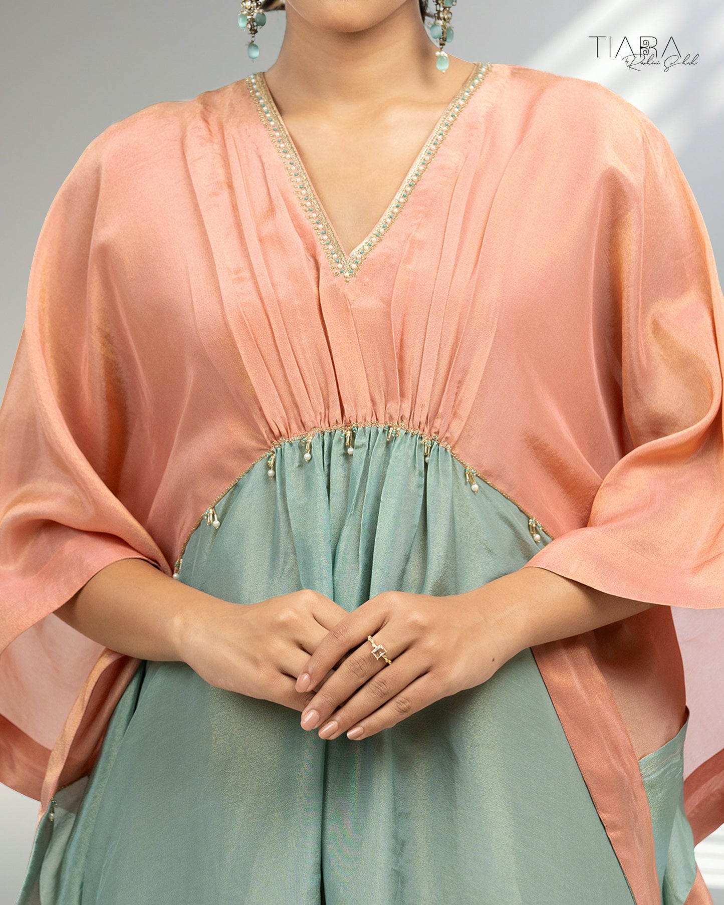 Kaari - Kaftan (Pink & Green)
