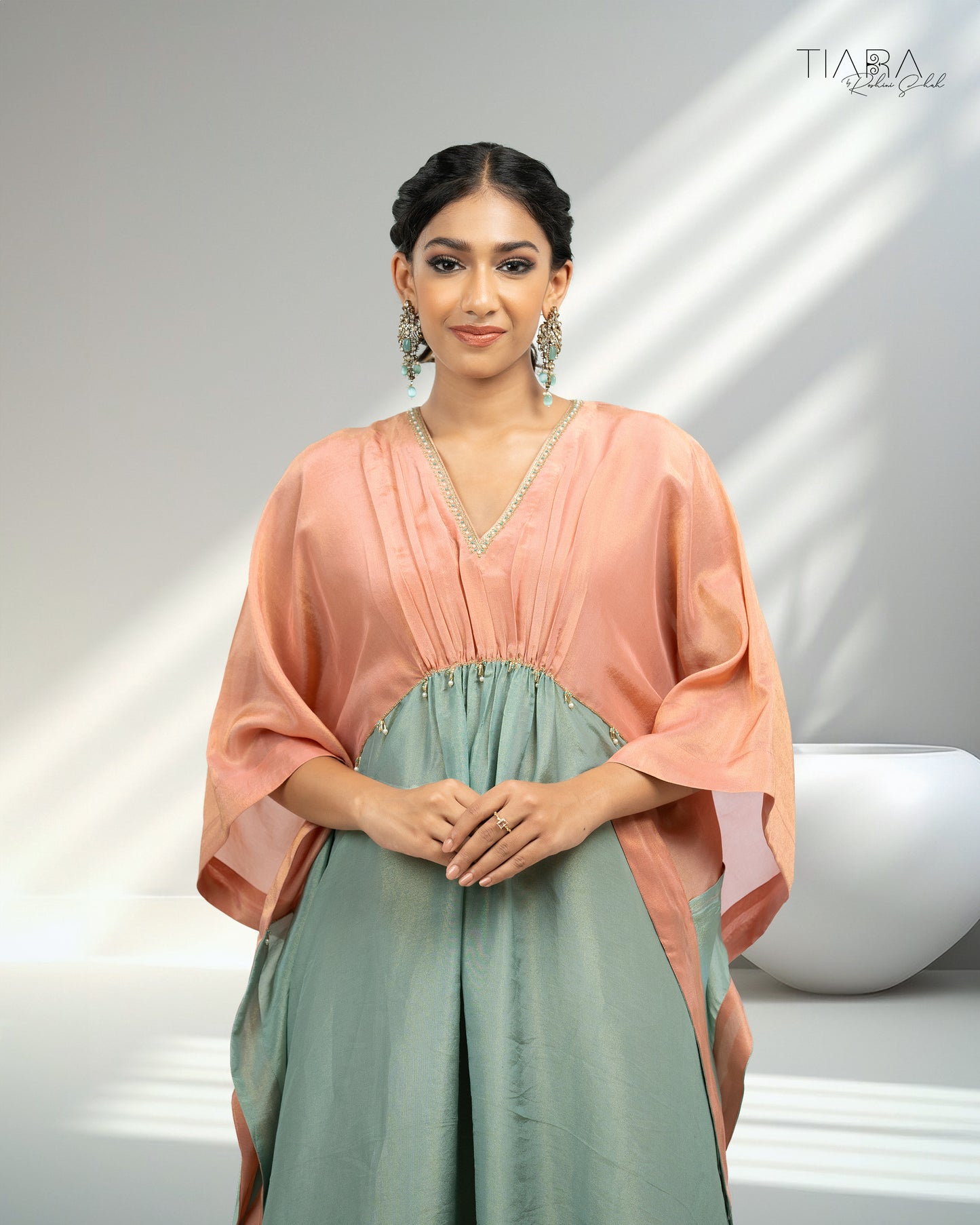 Kaari - Kaftan (Pink & Green)