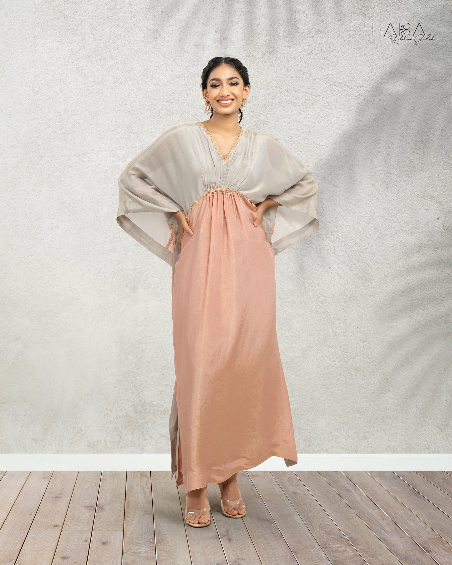 Kaari - Kaftan (Pink & Grey)