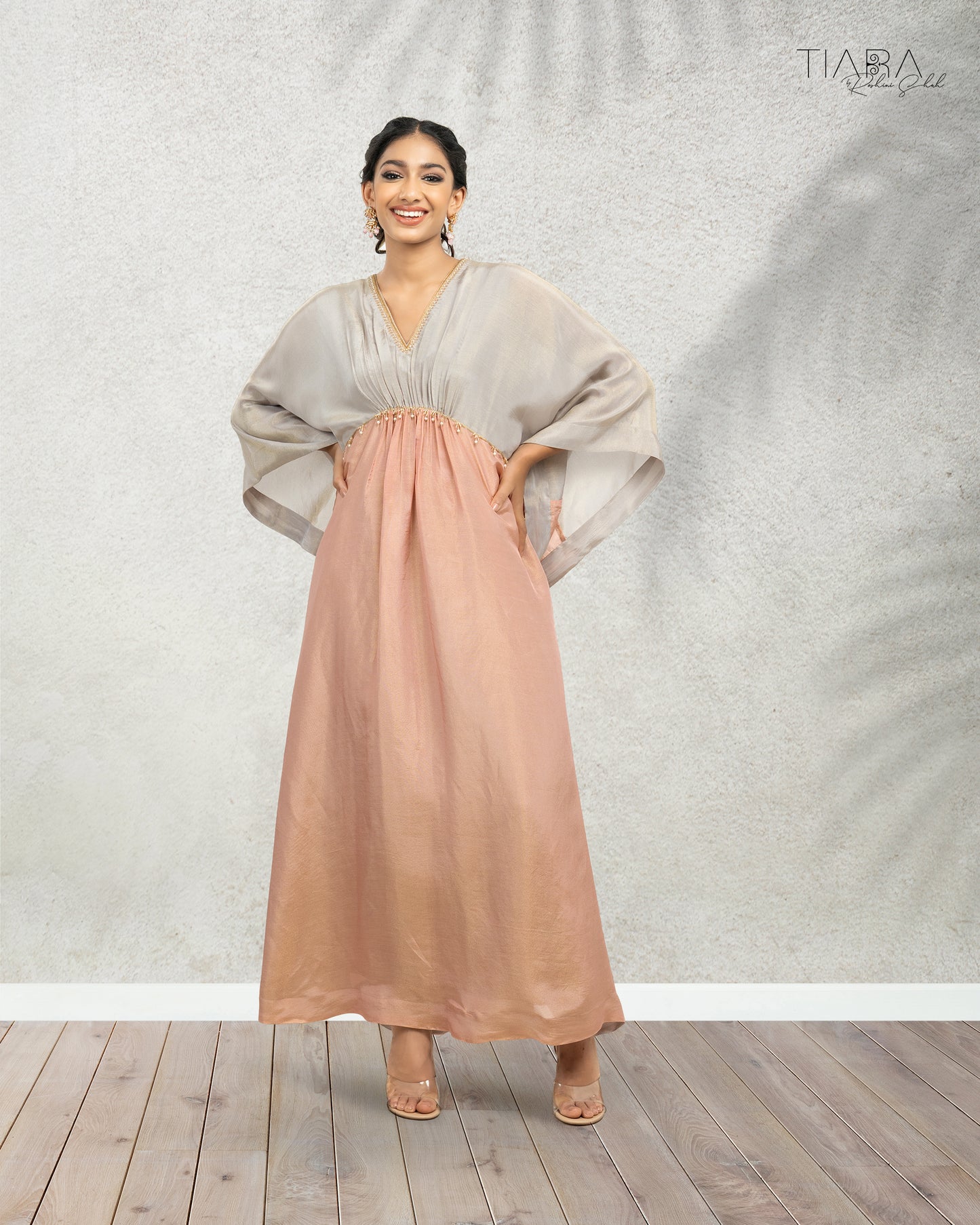 Kaari - Kaftan (Pink & Grey)