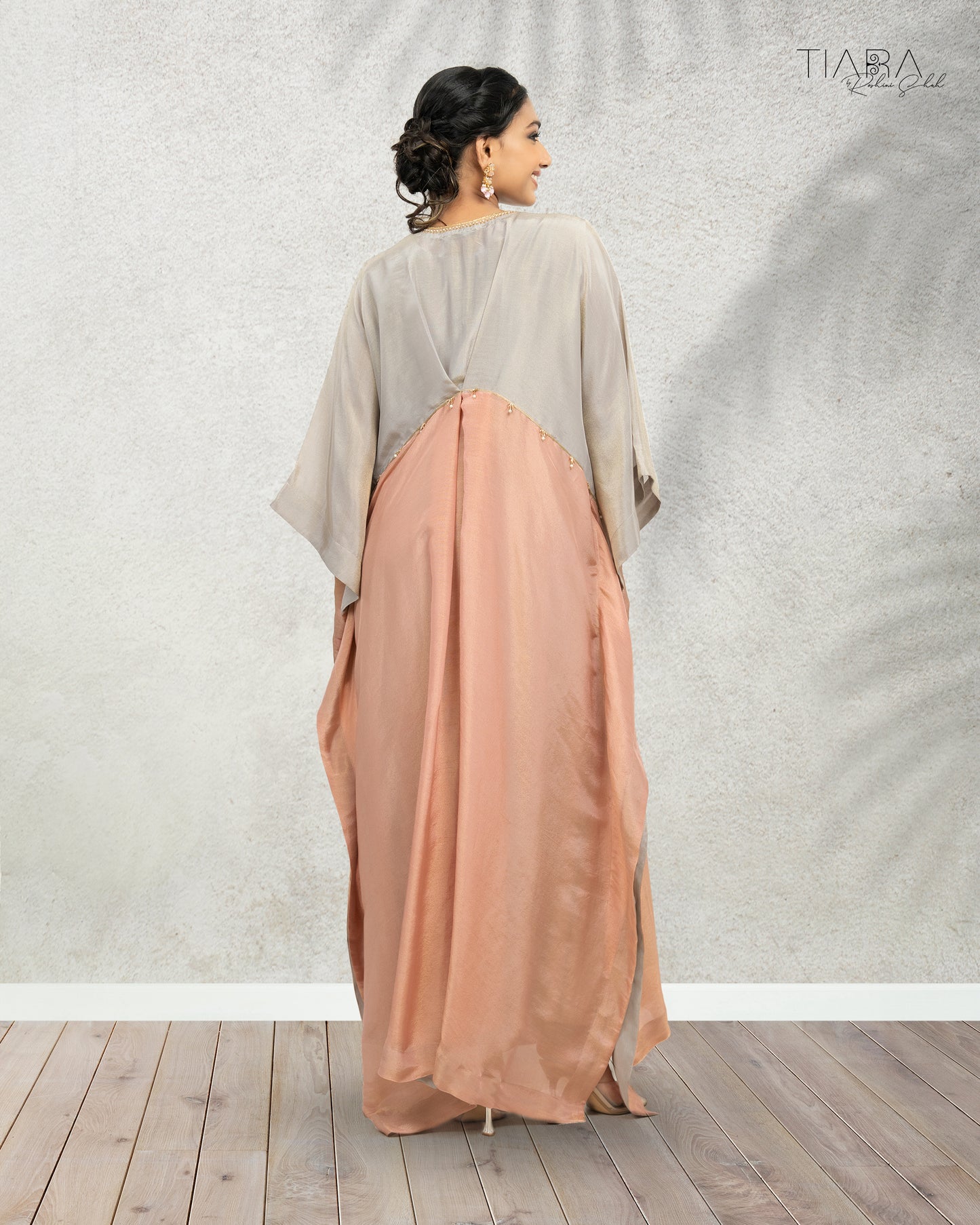Kaari - Kaftan (Pink & Grey)