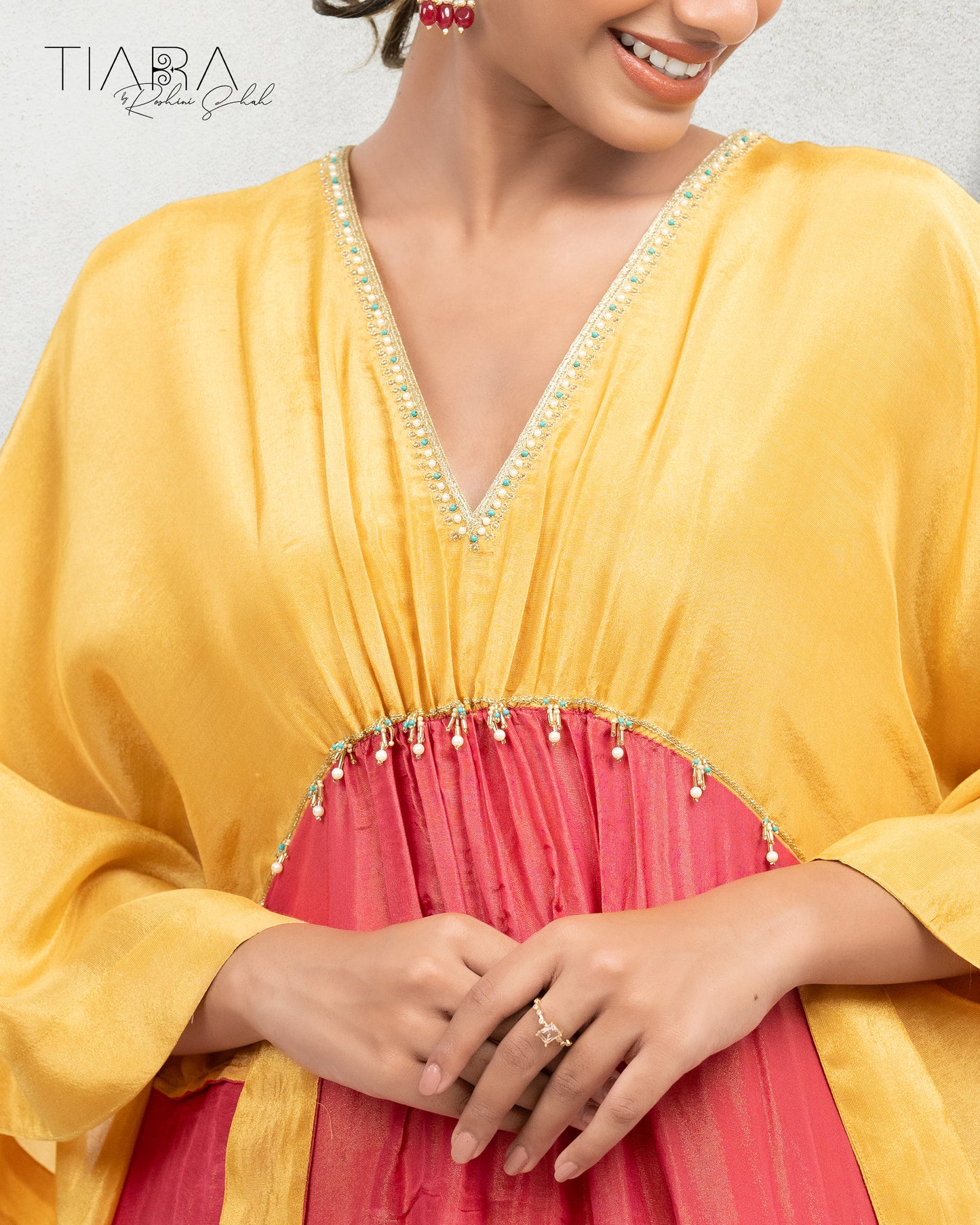 Kaari - Kaftan (Yellow & Red)